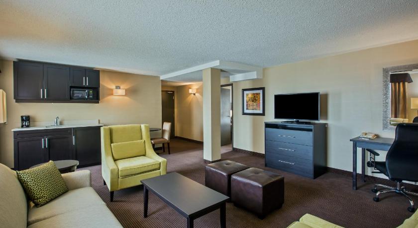 Holiday Inn Express Hotel & Suites Regina