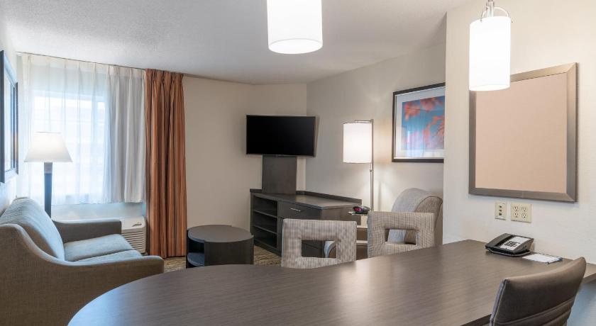 Candlewood Suites Washington-Dulles Herndon