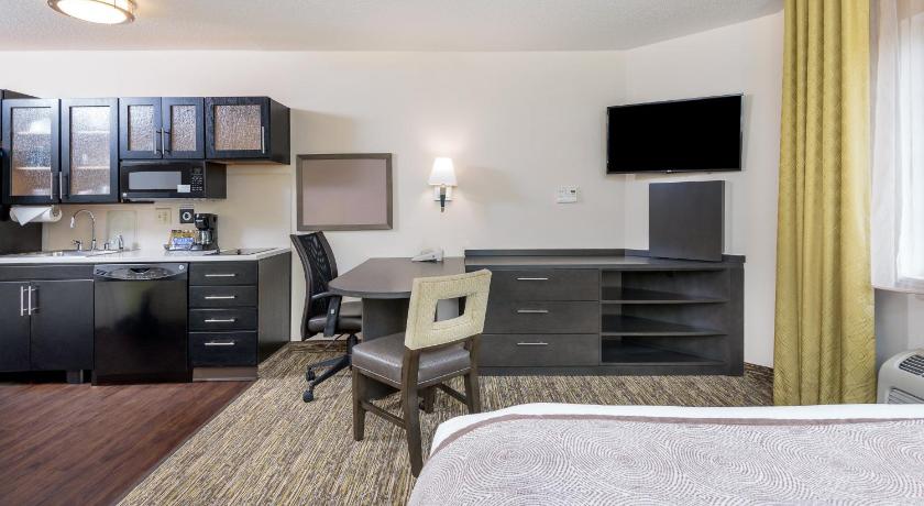 Candlewood Suites Sterling