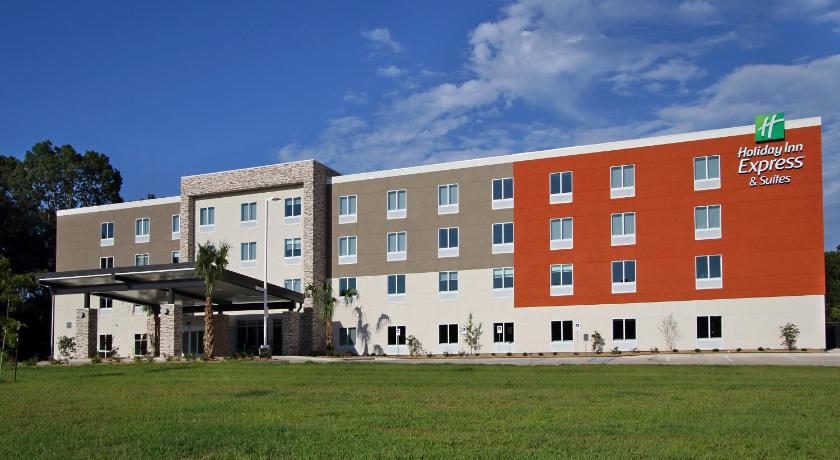 Holiday Inn Express & Suites Columbus North