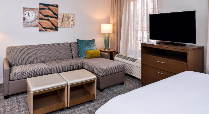 Staybridge Suites Indianapolis Downtown-Convention Center