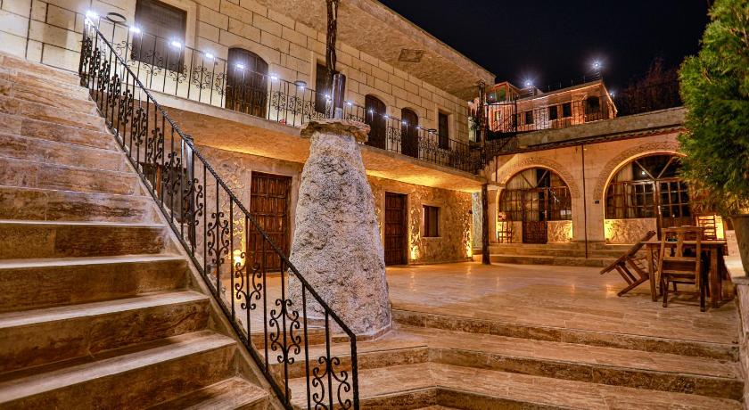 Cappadocia Caves Hotel - image 2