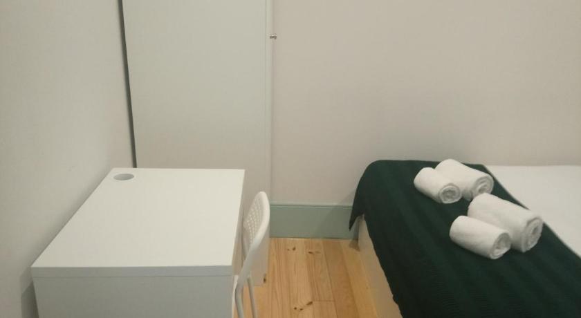 Image of One-Bedroom Apartment 7