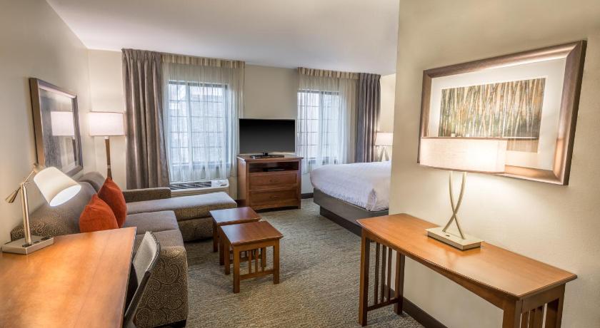 Staybridge Suites Kansas City-Independence