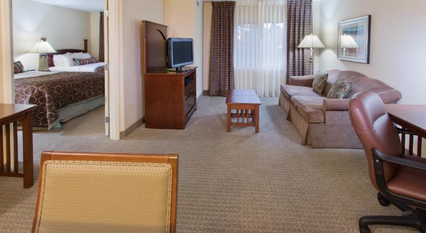 Staybridge Suites Everett - Paine Field