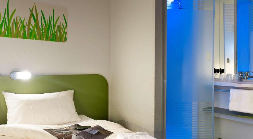 ibis budget Courbevoie Paris