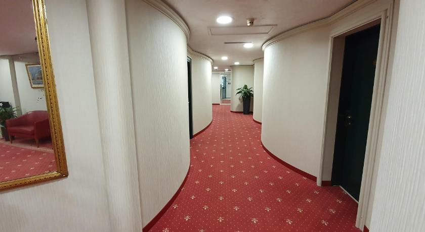 Hotel Europa photo
