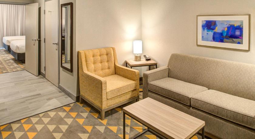 Holiday Inn Hotel & Suites Houston West - Katy Mills