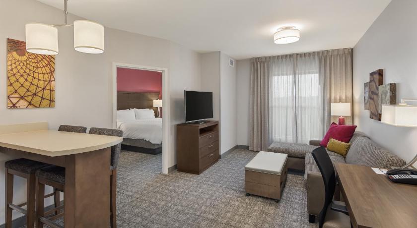 Staybridge Suites Florence - Civic Center