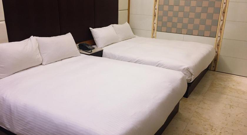 Image of Standard Quadruple Room 11