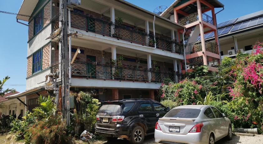 Baan Porjai Guesthouse photo