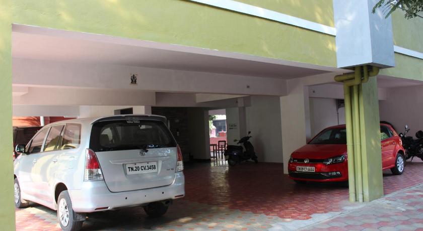 Phoenix Serviced Apartment - Sai Illam photo