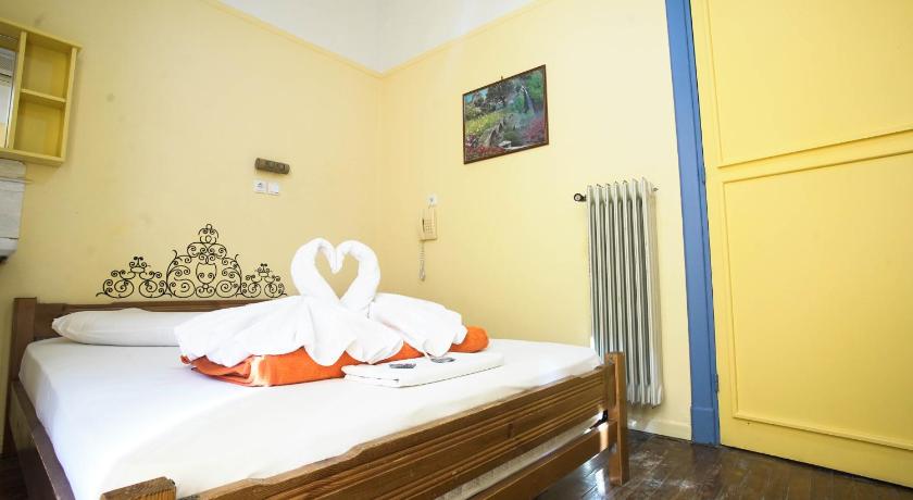 The Student & Travellers Inn photo