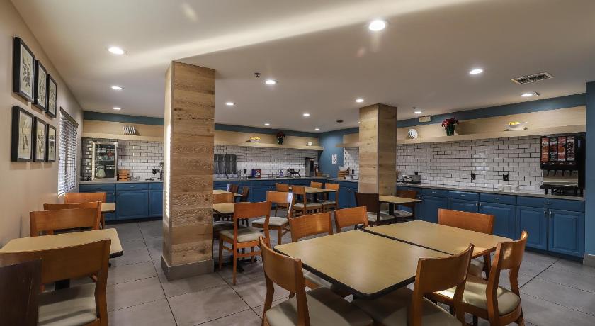 Country Inn & Suites by Radisson, Chandler, AZ