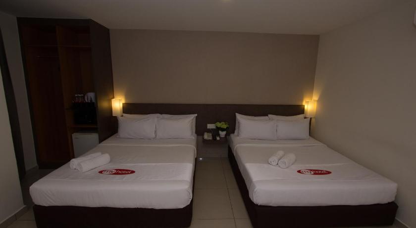 Image of My Quadruple Room 3