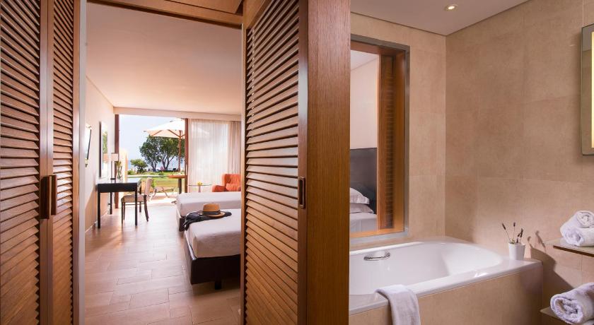 Image of Superior Bungalow Sea View 11