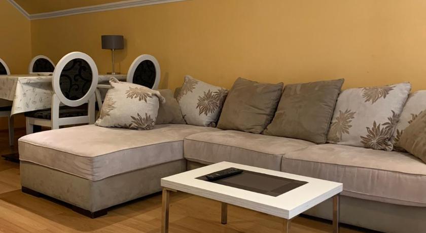 베오그라드 Bellmatini 4성급 게스트하우스 로비