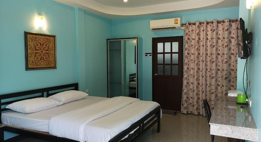 โรงแรมห้วยทราย Huaisai Hotel photo