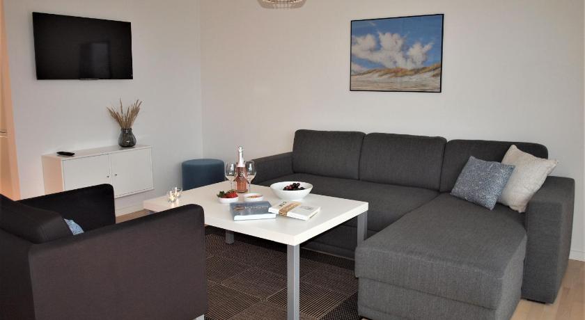Image of One-Bedroom Apartment (4 Adults) with Private Terrace 4