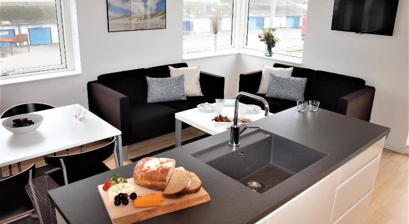 Image of Deluxe Apartment (6 adults) with Terrace 1