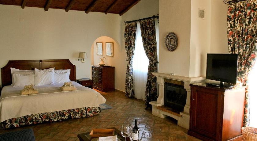 アルベルノア Herdade dos Grous 5つ星 ゲストハウス プール