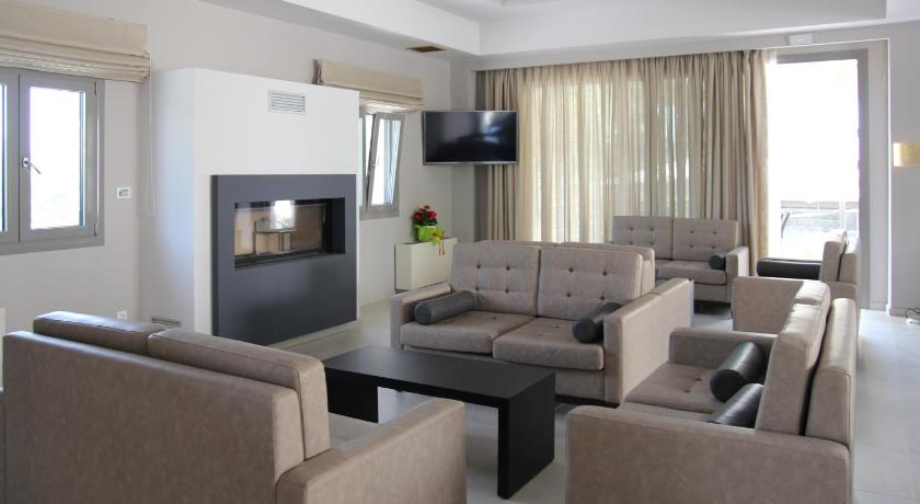 Achilles Hotel photo
