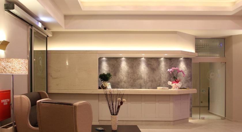 Achilles Hotel photo