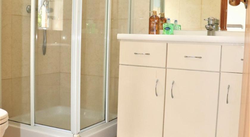 MTR Tung Chung near Airport Apartment, City Getaway, Pa Mei Village Tung Chung photo