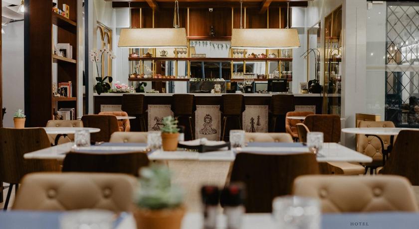 チェンライ Sooknirund Hotel 3つ星 ホテル レストラン