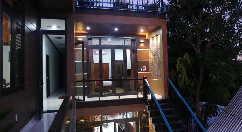 Tan Doan An bang center beach villas - image 3