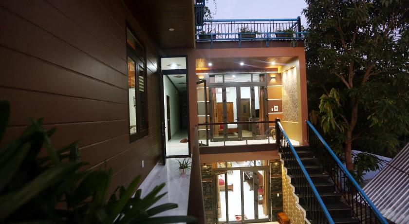Tan Doan An bang center beach villas - image 7
