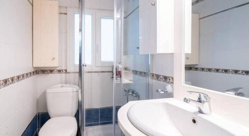 Studio in the city center, Syntagma photo