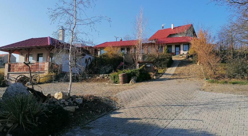 Penzion Nad jezerem photo
