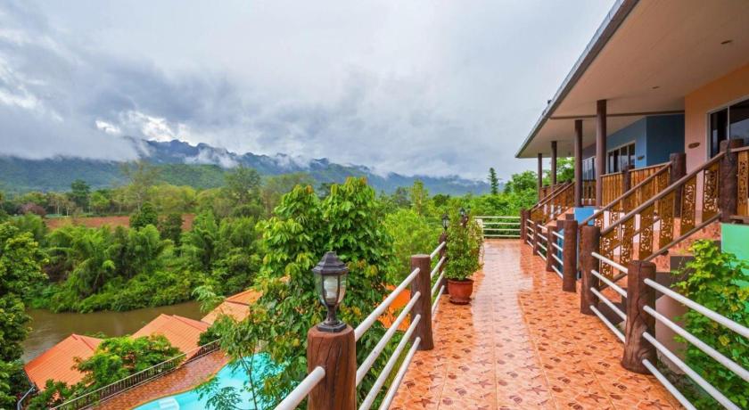 Image of Deluxe River View Bungalow 16