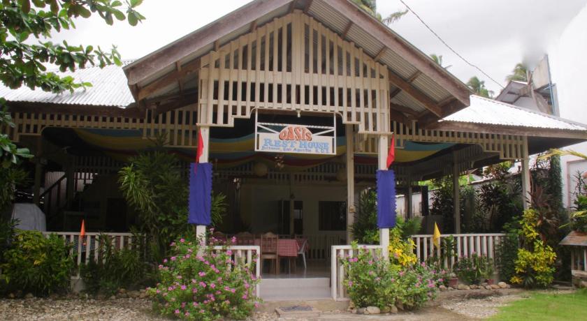 Oasis Resthouse — Hotel in Soriano
