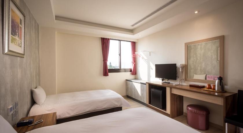 Yadi Hotel - image 42