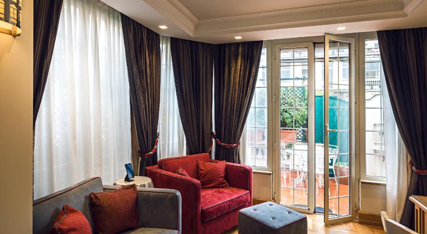 Image of Junior Suite with Terrace 9