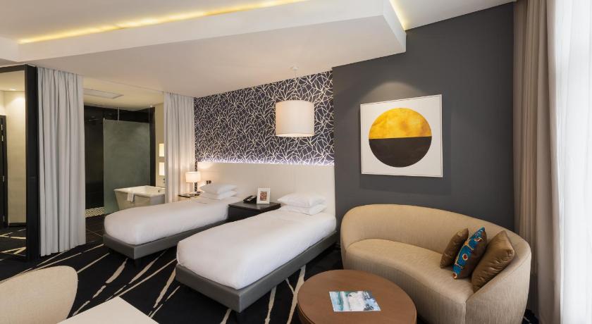 Image of Superior Room 5