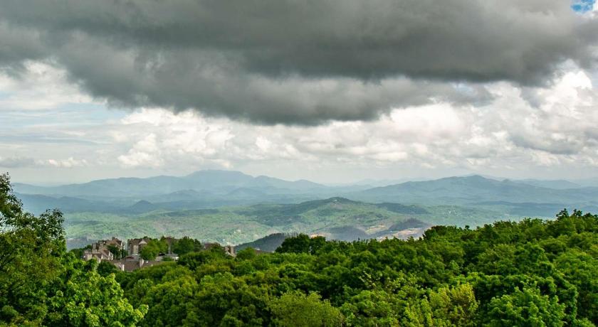 We Like It Like That — Hotel in Gatlinburg (TN)