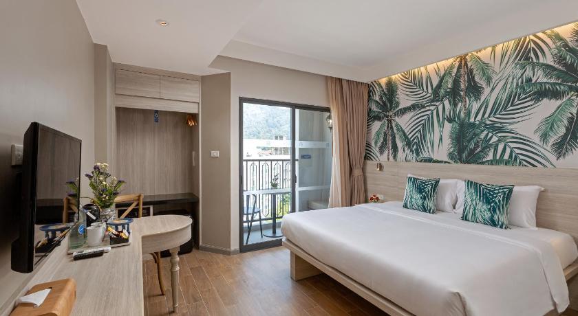 プーケット Sawaddi Patong Resort & Spa by Tolani 4つ星 ホテル スイート