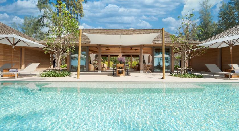 The Pines Villa Luxury Beachfront Villa with Private Pool & Padel Court Access