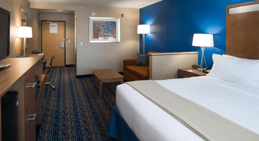 Holiday Inn Express Rocklin - Galleria Area