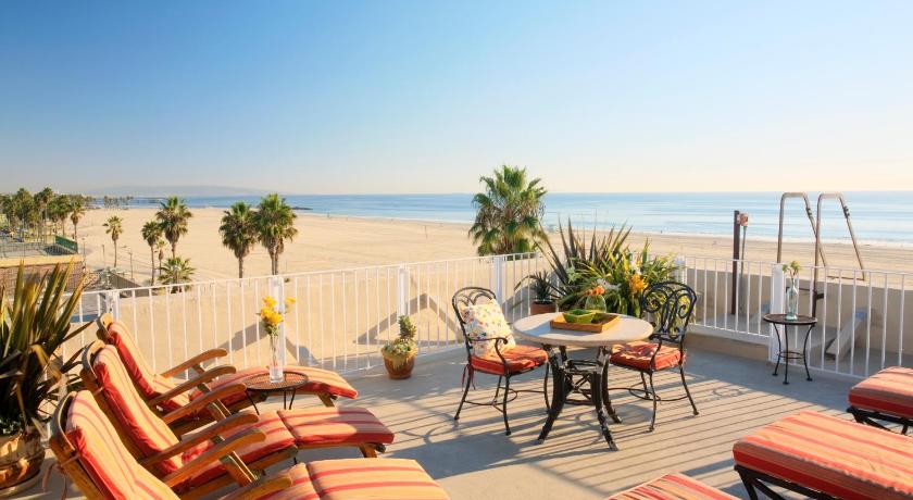 Venice Suites photo