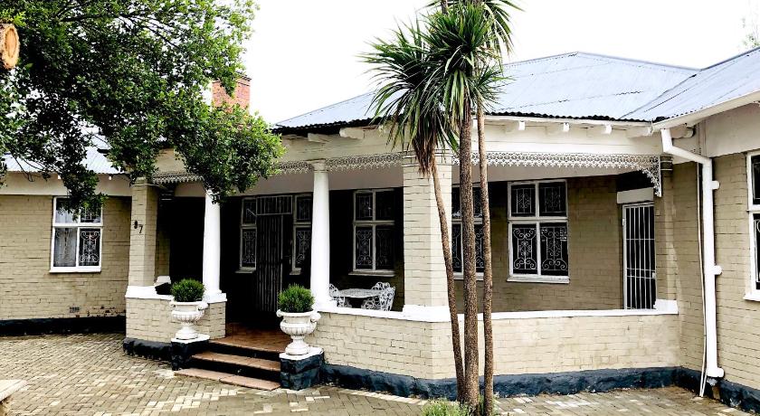 The Lavender Guesthouse — Hotel in Kroonstad