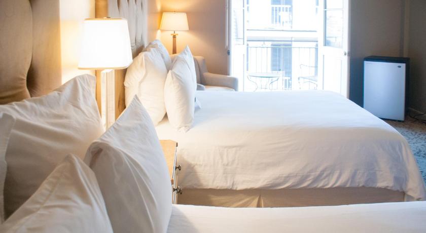 Dauphine Orleans Hotel photo