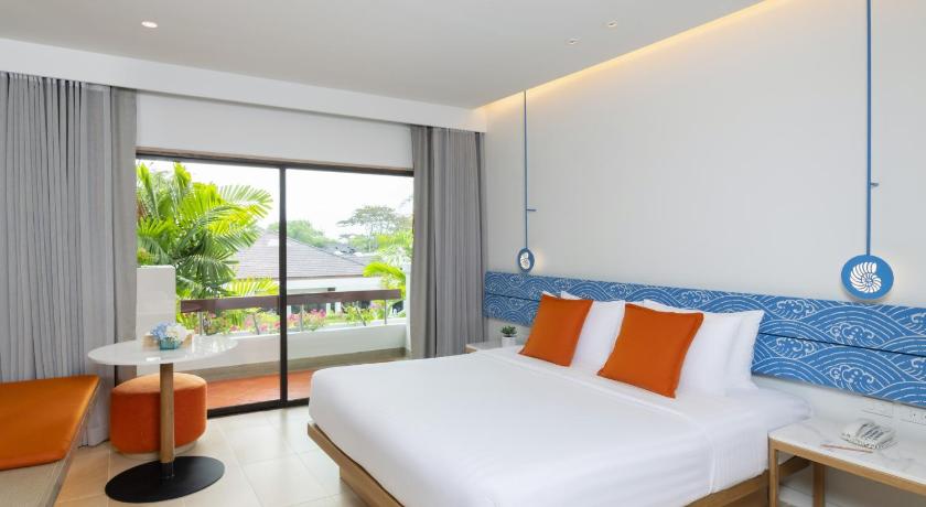 Bild av Premier Room 1 King Size Bed, Garden View 0
