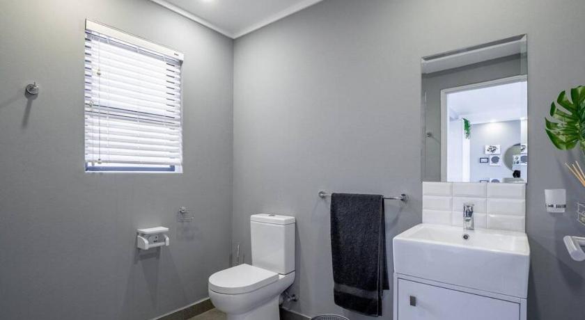 38 Eastpoint - Inner Harbour Charm photo