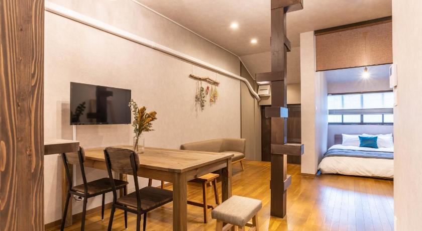 ビジュースイーツ Century — Hotel in Osaka