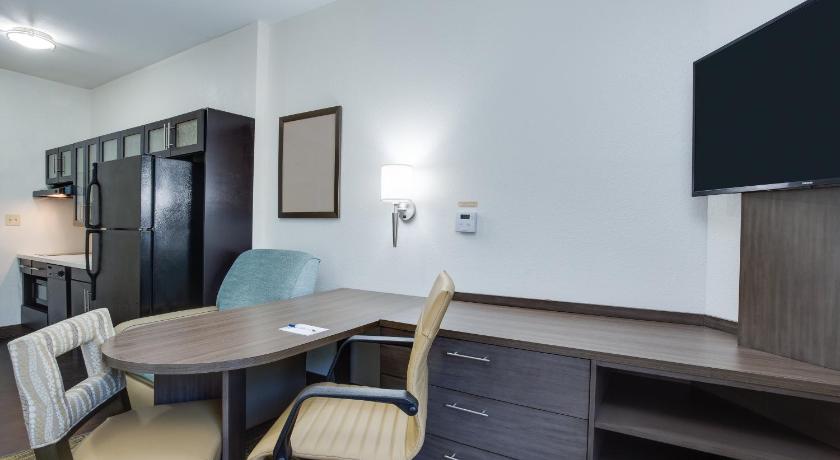 Candlewood Suites Fort Lauderdale Airport-Cruise