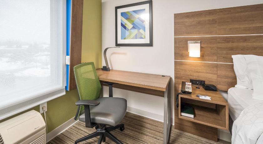 Holiday Inn Express Indianapolis South